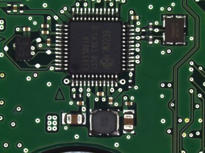 Electronic board imaged by a TCZR, second-step magnification